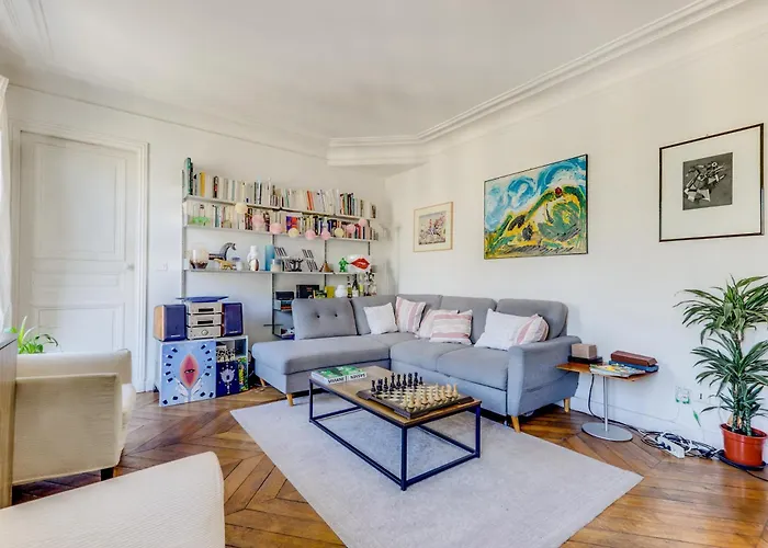 Appartement Central Avec Balcon *
